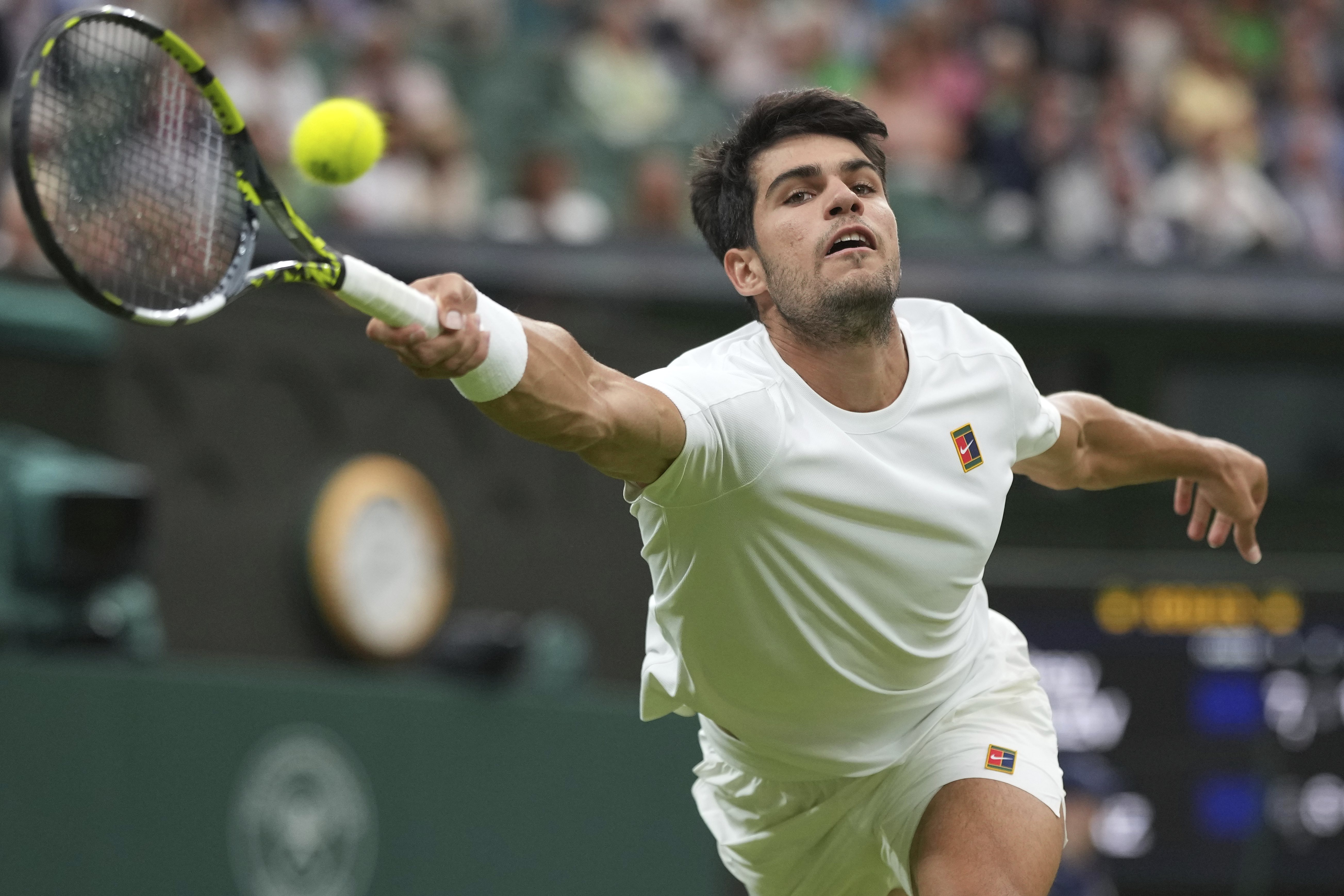 爱游戏大厅-温网鏖战ATP总决赛,阿尔卡拉斯统治全场