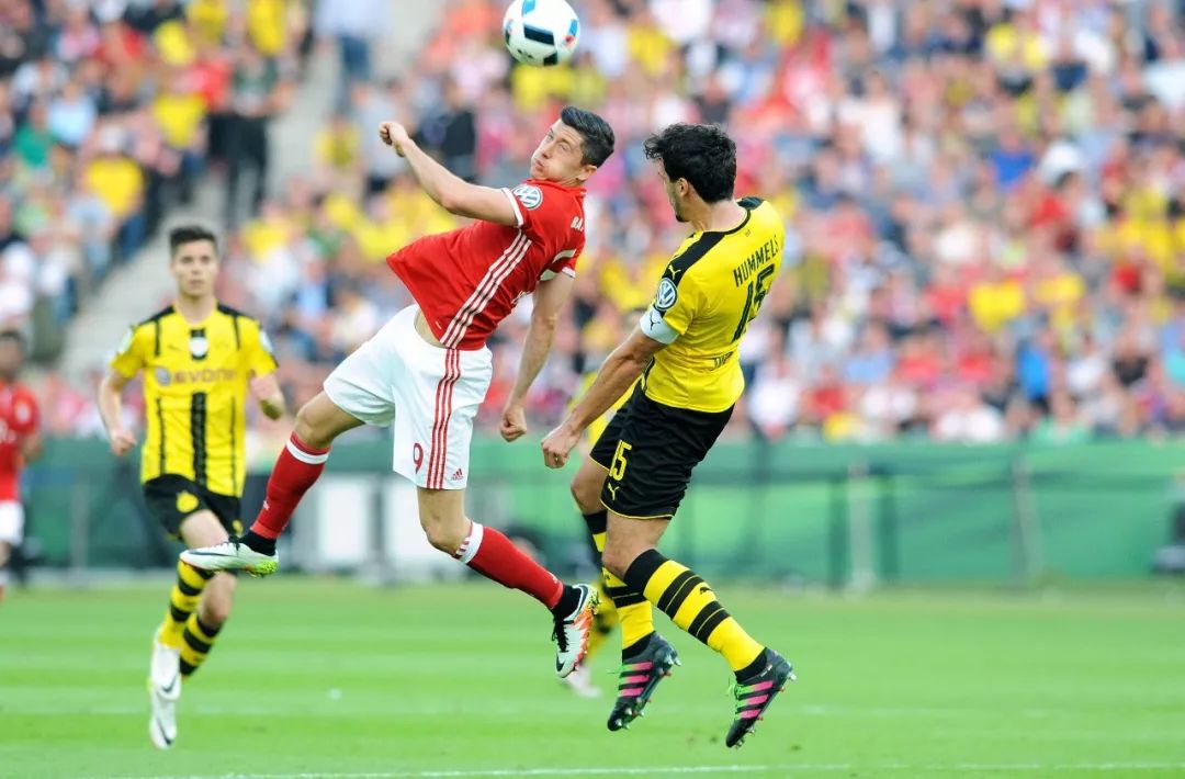 爱游戏在线-葡萄牙鏖战波兰，基米希统治全场