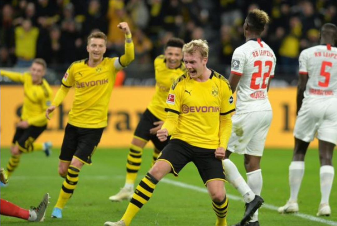 爱游戏官方入口-莱比锡红牛横扫多特蒙德,穆勒扛起全队